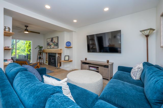 1002 Lake Boulevard, St. Joseph City, MI 49085