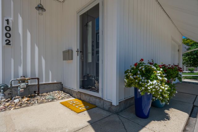 1002 Lake Boulevard, St. Joseph City, MI 49085