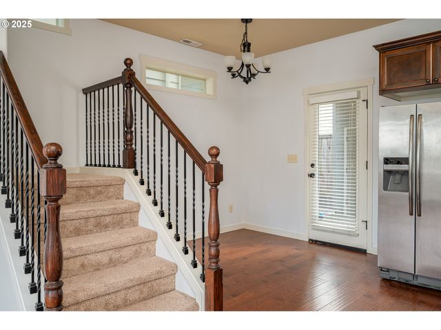 17550 Sw VANGUARD Ln, Beaverton, OR 97007