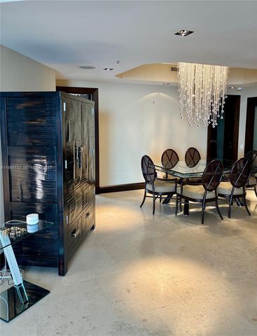 808 Brickell Key Dr 1508, Miami, FL 33131