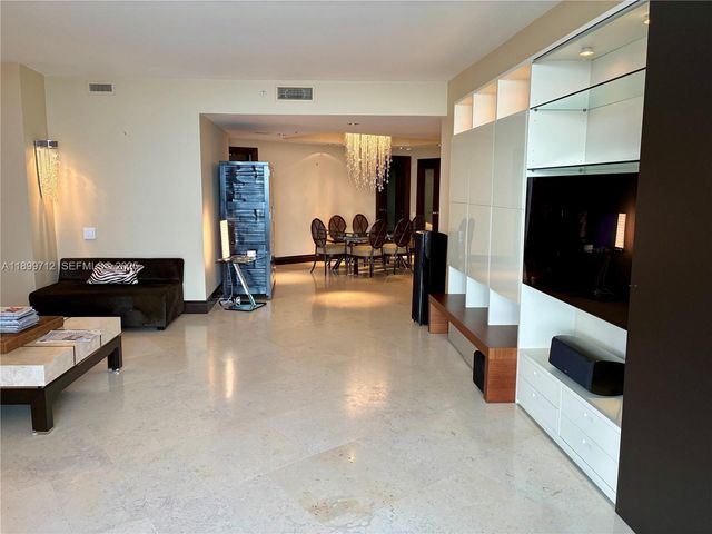 808 Brickell Key Dr 1508, Miami, FL 33131