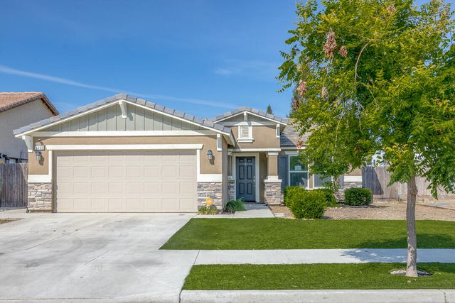 1643 N Grand Court, Visalia, CA 93292