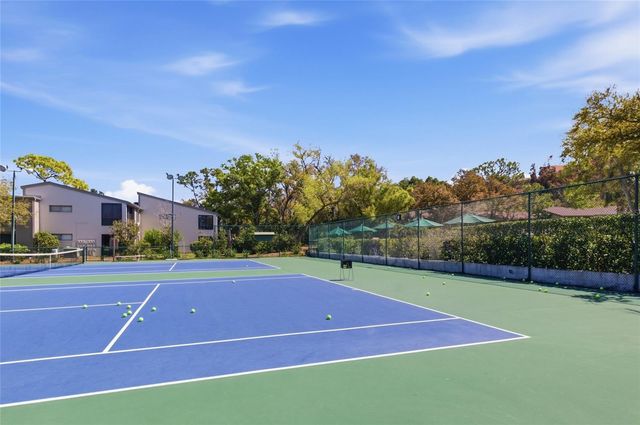 1628 CLOWER CREEK DRIVE 225, Sarasota, FL 34231