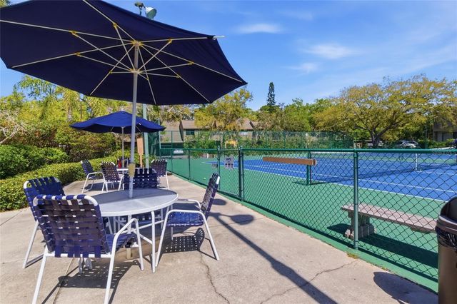 1628 CLOWER CREEK DRIVE 225, Sarasota, FL 34231