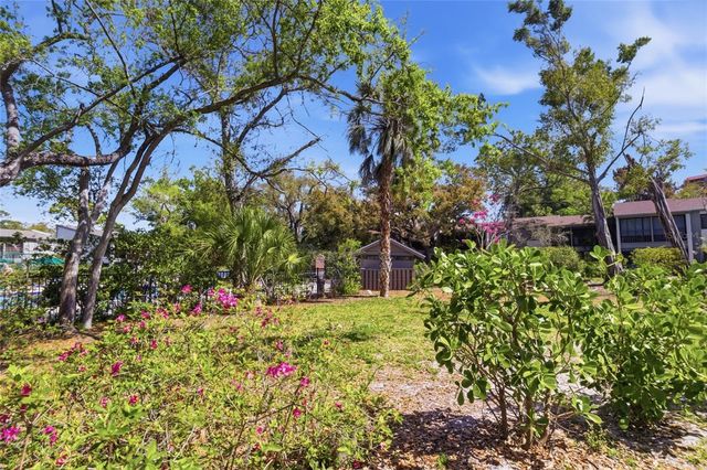 1628 CLOWER CREEK DRIVE 225, Sarasota, FL 34231