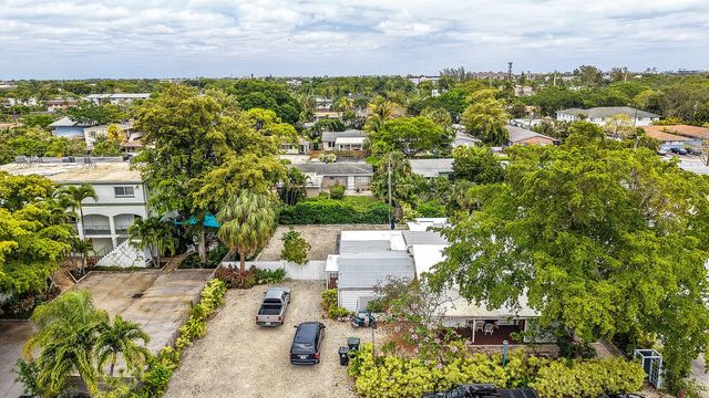 1005 NE 17th Street, Fort Lauderdale, FL 33305