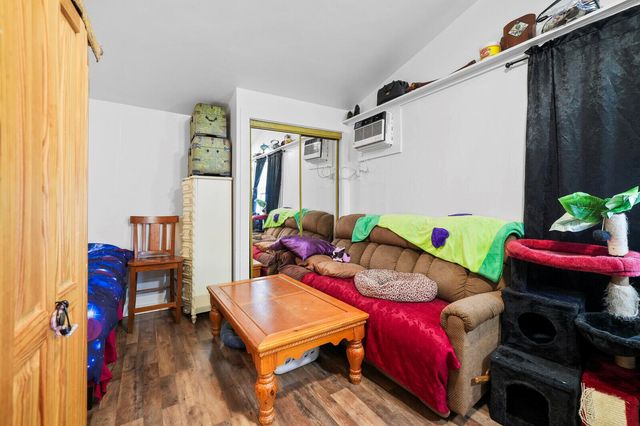 1005 NE 17th Street, Fort Lauderdale, FL 33305