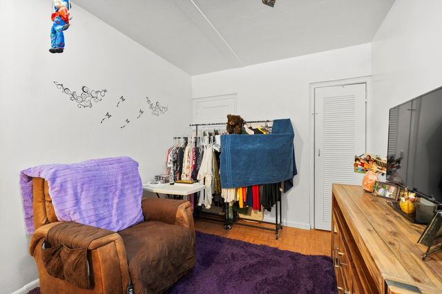 1005 NE 17th Street, Fort Lauderdale, FL 33305