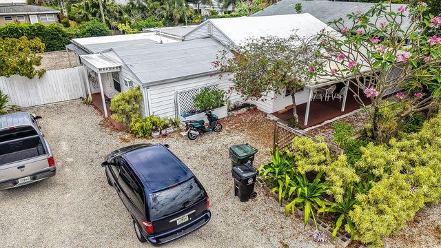 1005 NE 17th Street, Fort Lauderdale, FL 33305