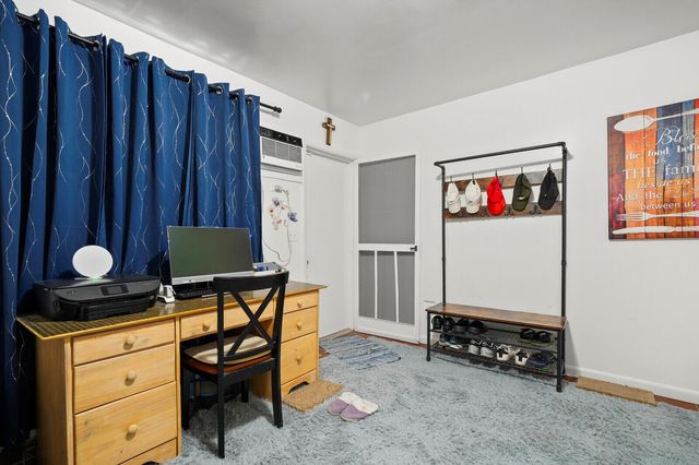 1005 NE 17th Street, Fort Lauderdale, FL 33305
