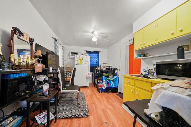 1005 NE 17th Street, Fort Lauderdale, FL 33305
