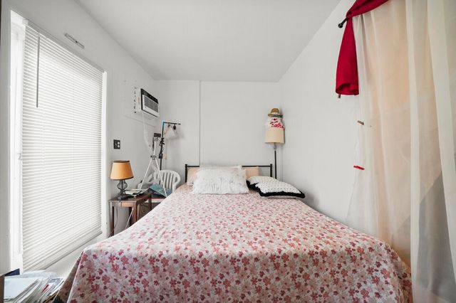 1005 NE 17th Street, Fort Lauderdale, FL 33305