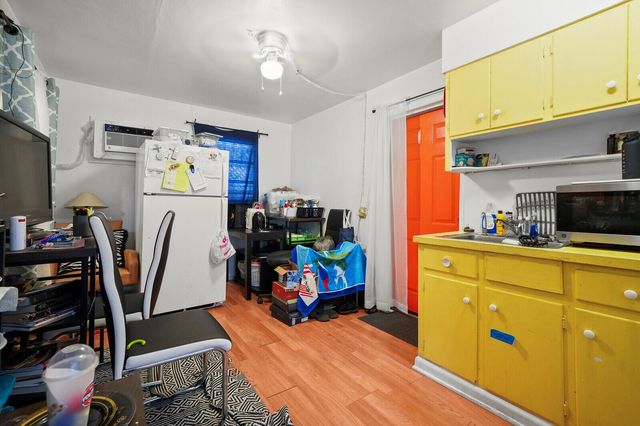1005 NE 17th Street, Fort Lauderdale, FL 33305