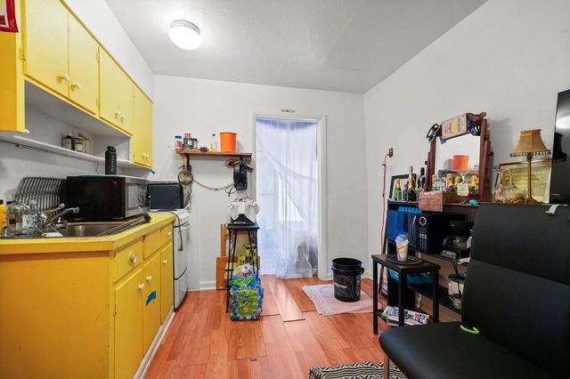 1005 NE 17th Street, Fort Lauderdale, FL 33305