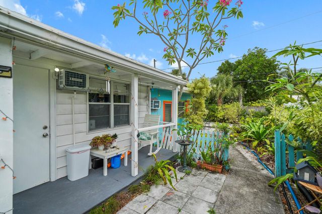 1005 NE 17th Street, Fort Lauderdale, FL 33305