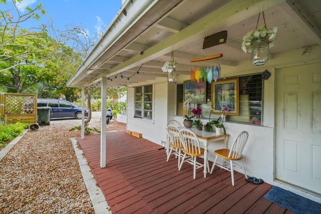 1005 NE 17th Street, Fort Lauderdale, FL 33305