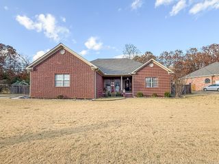 43 Gleneagle Drive, Cabot, AR 72023