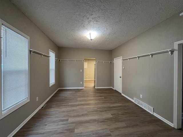 1955 Hendricks Avenue, Wyoming, MI 49509