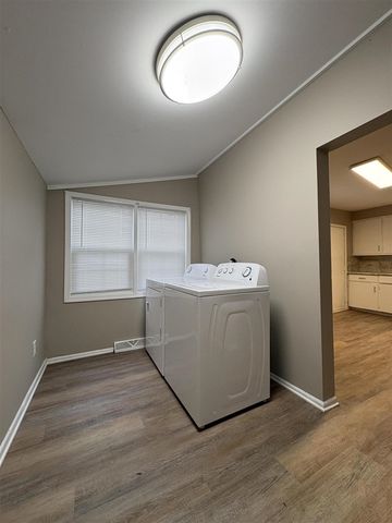 1955 Hendricks Avenue, Wyoming, MI 49509