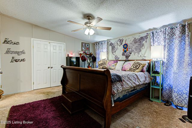 505 Jennings Knob Rd, Vine Grove, KY 40175