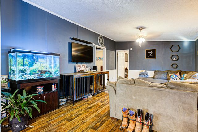 505 Jennings Knob Rd, Vine Grove, KY 40175