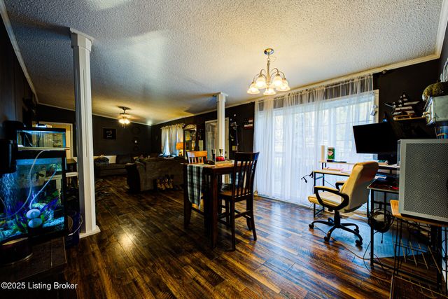 505 Jennings Knob Rd, Vine Grove, KY 40175