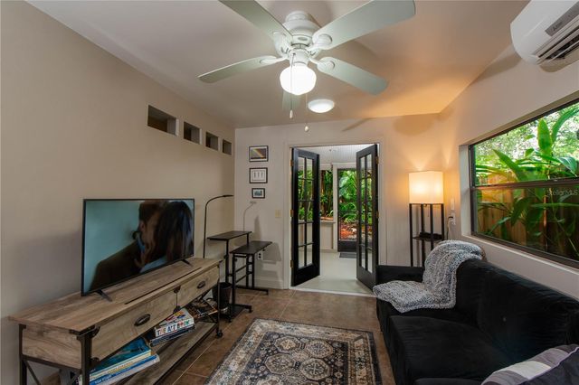 1631 BONITA LANE C, Sarasota, FL 34239