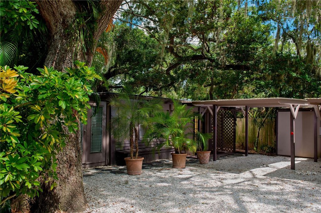 1631 BONITA LANE C, Sarasota, FL 34239