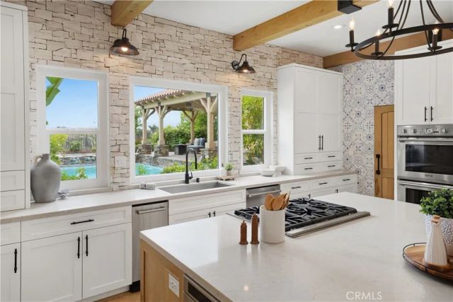 24705 Tiburon, Valencia, CA 91355