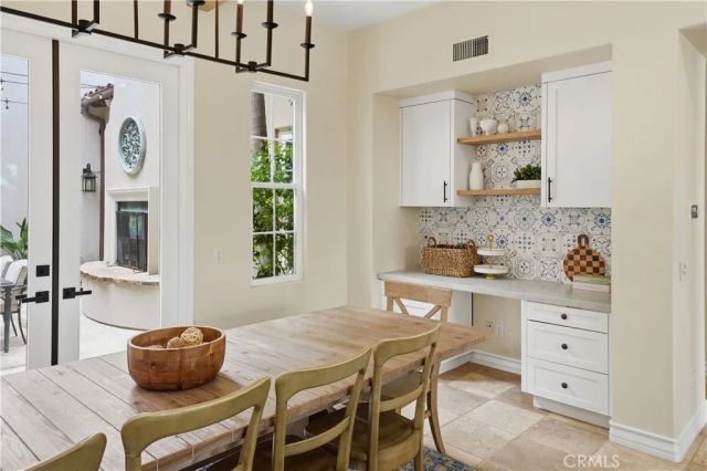 24705 Tiburon, Valencia, CA 91355