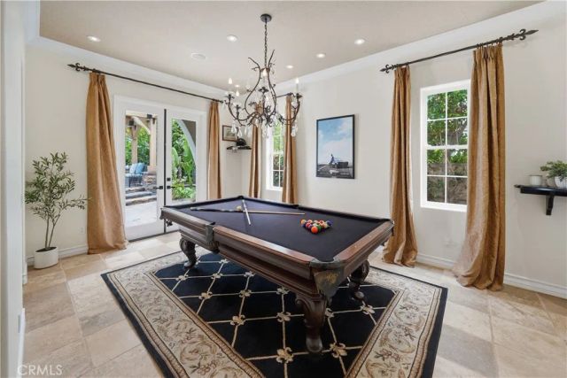 24705 Tiburon, Valencia, CA 91355