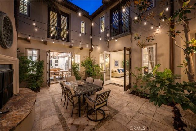 24705 Tiburon, Valencia, CA 91355