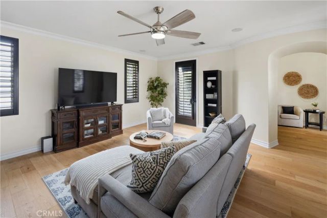 24705 Tiburon, Valencia, CA 91355