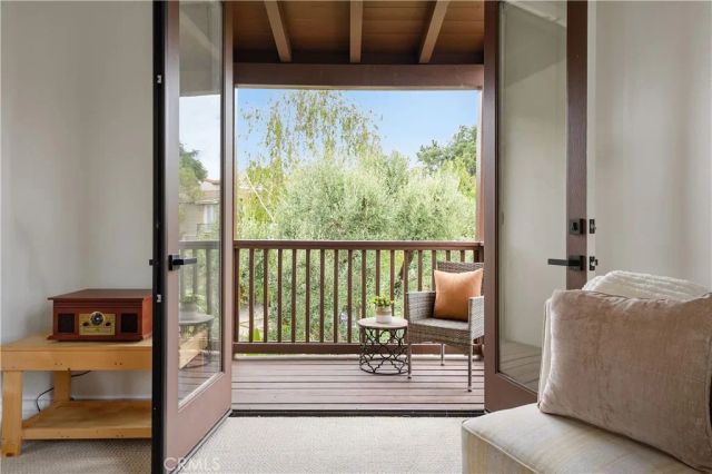 24705 Tiburon, Valencia, CA 91355