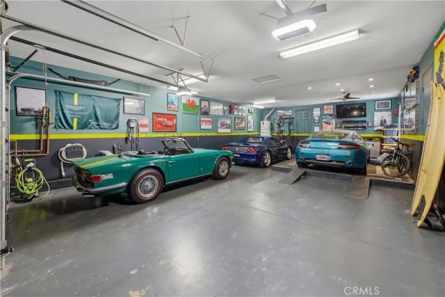 24705 Tiburon, Valencia, CA 91355