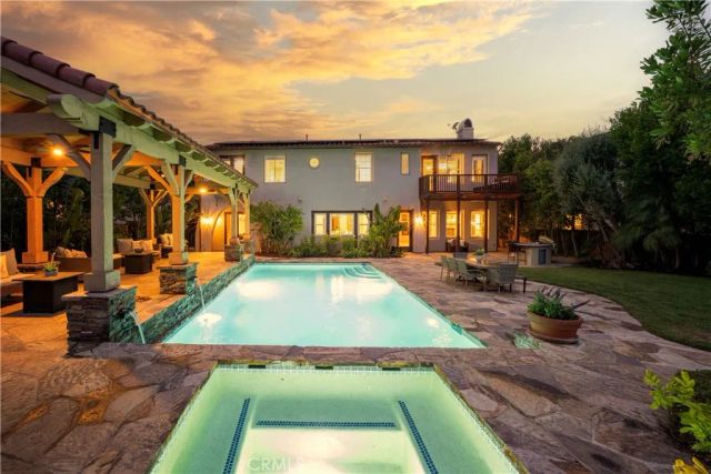 24705 Tiburon, Valencia, CA 91355