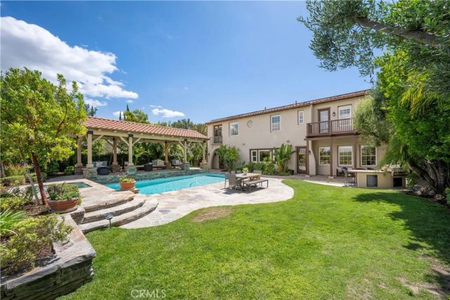 24705 Tiburon, Valencia, CA 91355