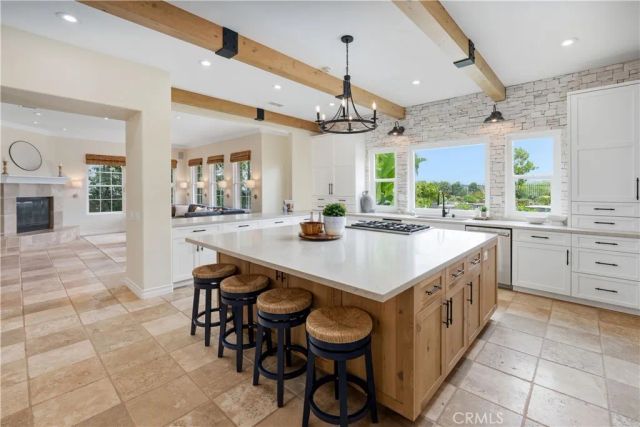 24705 Tiburon, Valencia, CA 91355