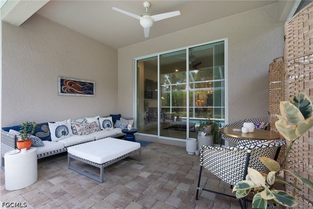 10779 Manatee Key LN, Estero, FL 33928