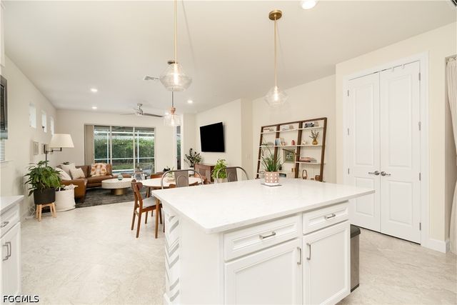 10779 Manatee Key LN, Estero, FL 33928