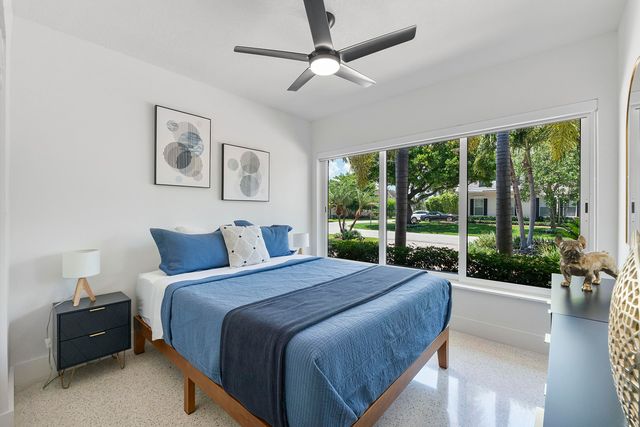 2800 NE 21st Court, Fort Lauderdale, FL 33305