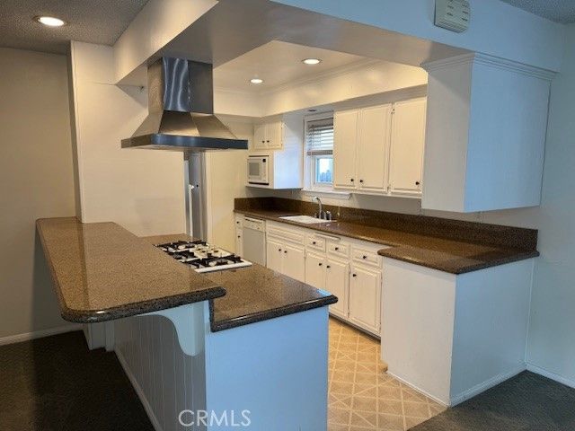 4811 Highgrove Avenue, Torrance, CA 90505