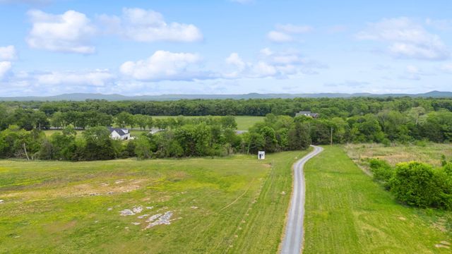 8000 Highway 269 Bell Buckle Rd, Christiana, TN 37037
