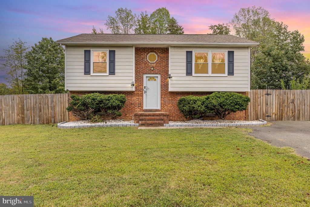 11241 OLD LEAVELLS RD, Fredericksburg, VA 22407