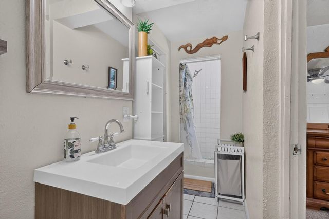 3405 Cardenas Drive NE, Albuquerque, NM 87110