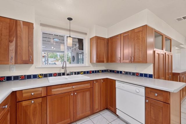 3405 Cardenas Drive NE, Albuquerque, NM 87110