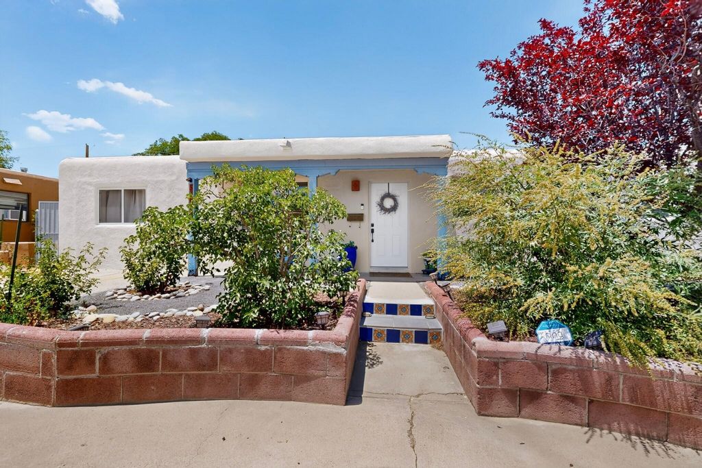 3405 Cardenas Drive NE, Albuquerque, NM 87110