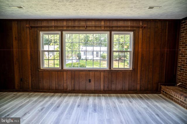 5012 LARNO DR, Alexandria, VA 22310
