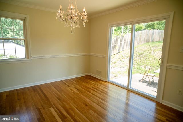 5012 LARNO DR, Alexandria, VA 22310