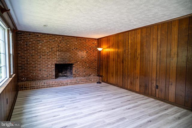 5012 LARNO DR, Alexandria, VA 22310
